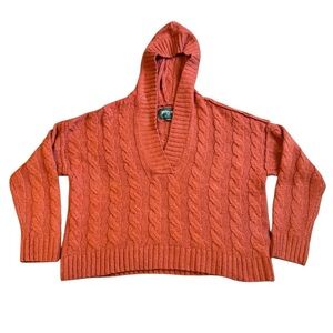 American Eagle Chunky Cable Knit Cropped hooded sweater small